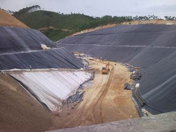 ���̰���